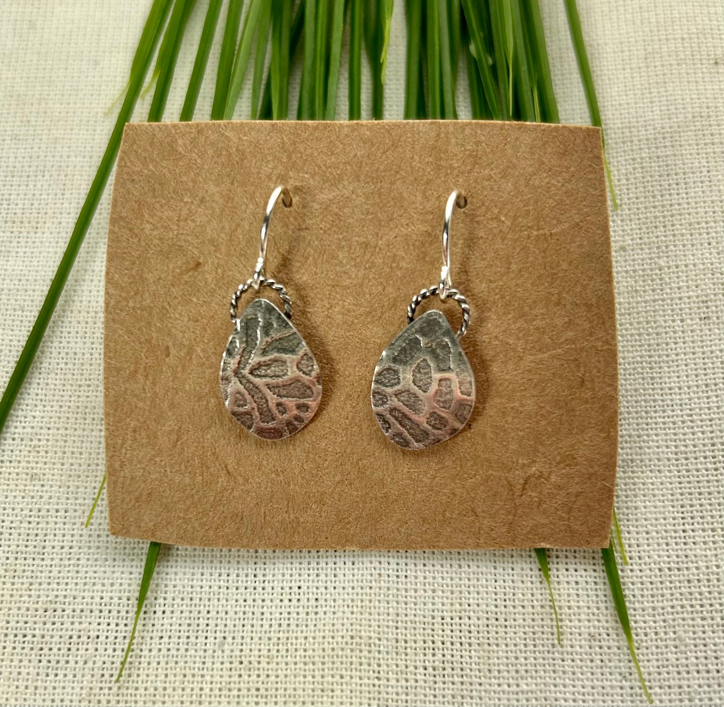 Petite Leaf Silver Earring